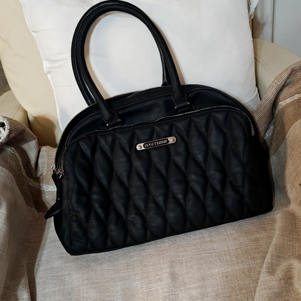 medium size Rosetti Go shoulder bag